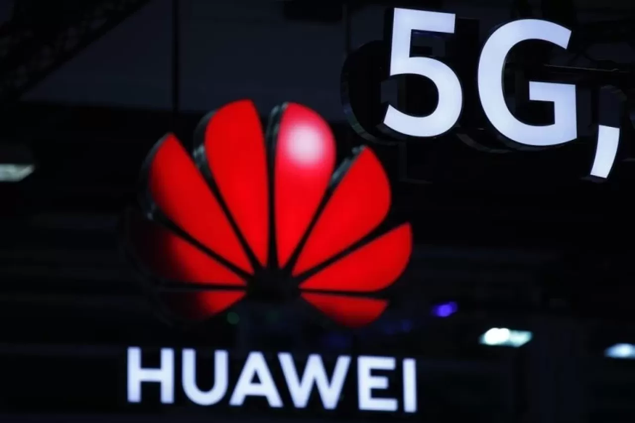 Huawei'nin Pazar Satışları Yüzde 30 Arttı: ABD Yaptırımlarına Meydan Okuyor