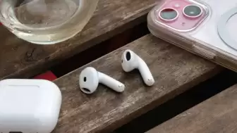 AirPods'a Canlı Çeviri Özelliği Geliyor