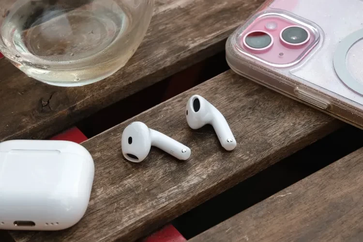 AirPods'a Canlı Çeviri Özelliği Geliyor